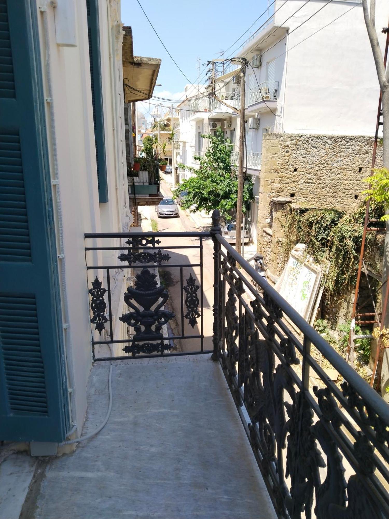 1920 Classic Kalamata Exterior photo